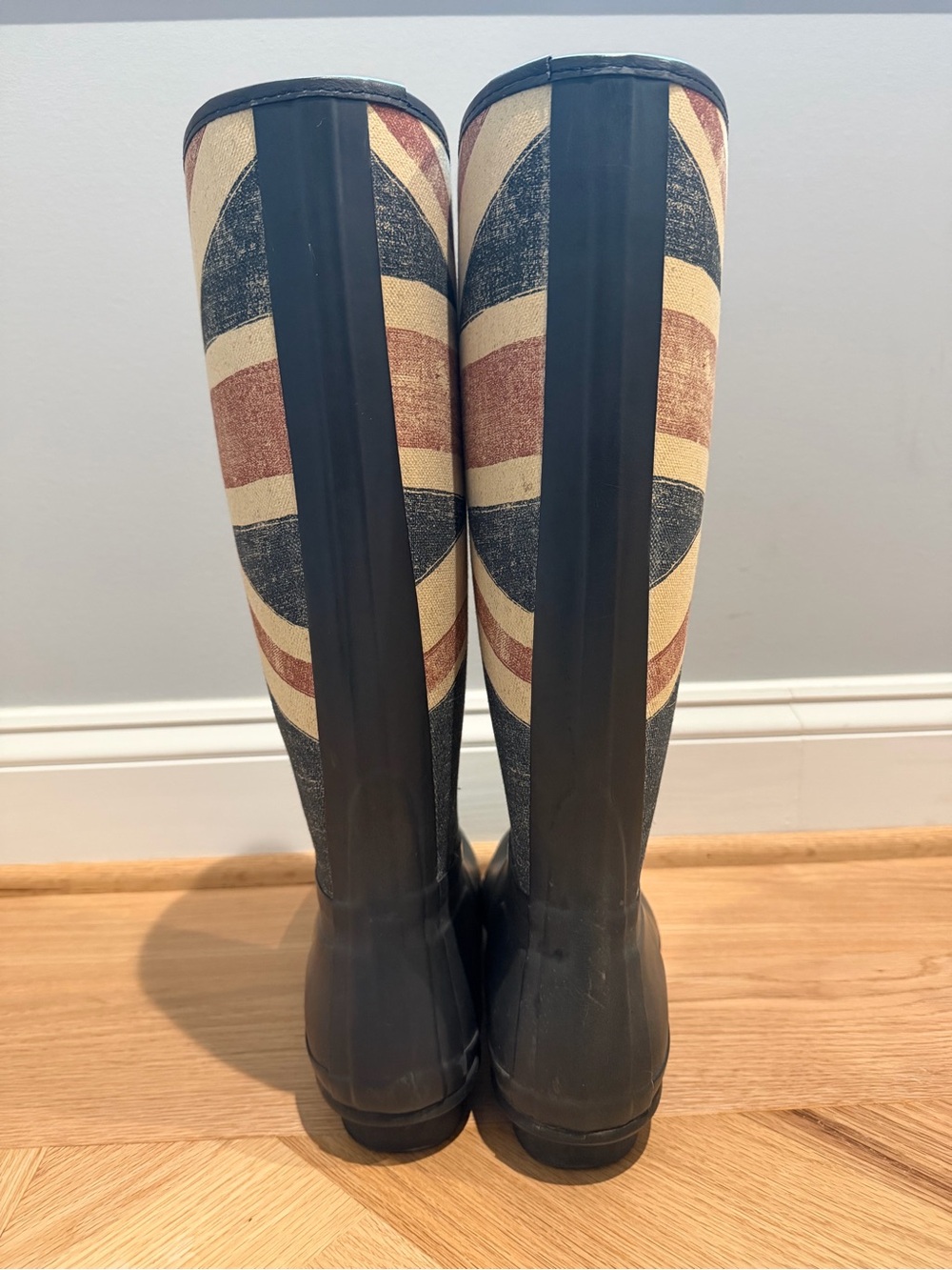 Hunter Union Jack Tall Rain Boots in Navy Blue, Cream & Red - Picture 2 of 2